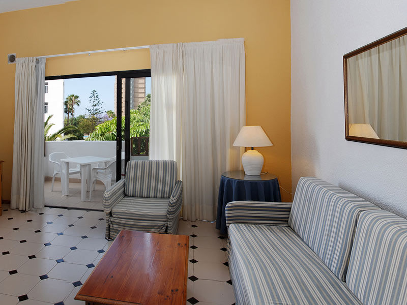 Apartamentos Hg Cristian Sur Los Cristianos  Luaran gambar
